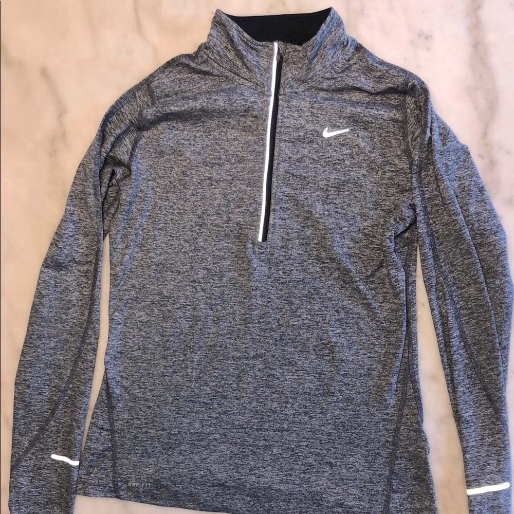 Nike women’s 1/2 zip